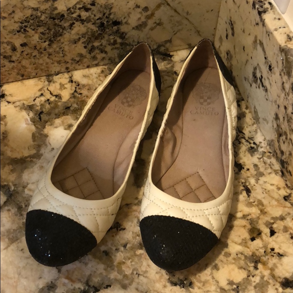 Vince Camuto Quilted Flats